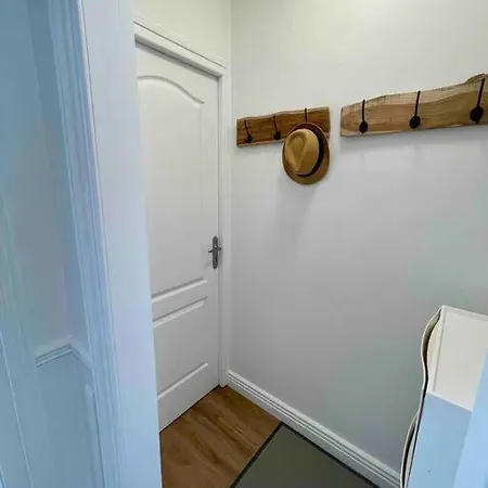 L'accostage アパート